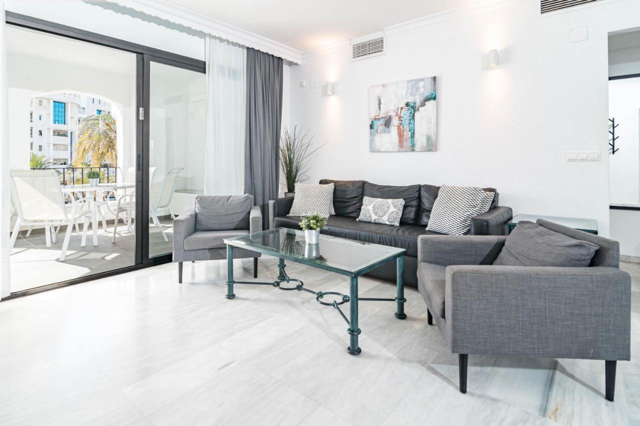 Apartamento Harbor Getaway In The Heart Of Puerto Banus With Walking Dictance To Everything
